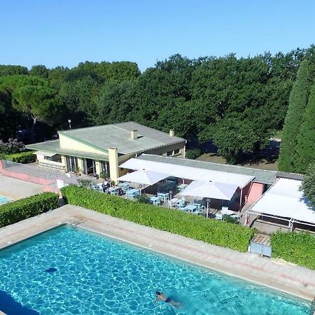 Domaine Le Moulin Neuf Saint-Quentin-la-Poterie Exterior foto